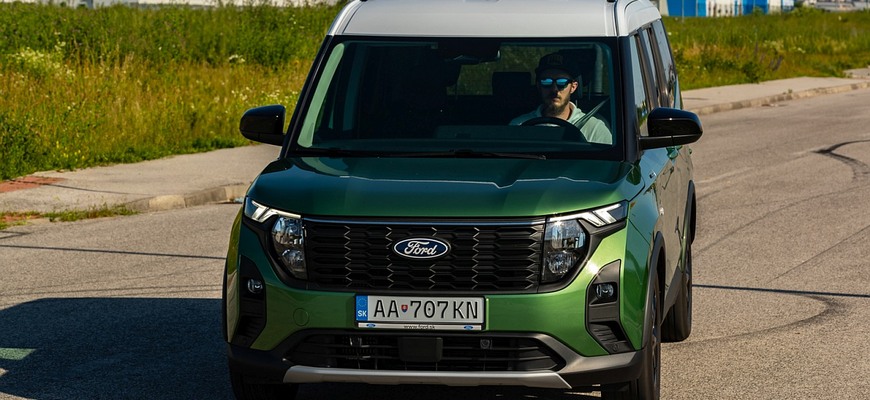 Test Ford Turneo Courier Active - jazdí ako osobák, svetlá ako dodávka