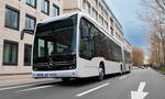 Najlepší autobus roka 2024 je kĺbový elektrický Mercedes-Benz eCitaro G. Zvolilo ho 40 porotcov