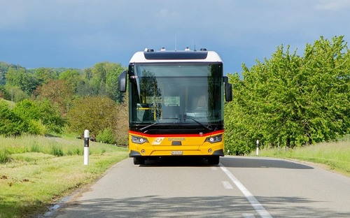 Hlúpy vtip? Autobusy na elektrický pohon nemôžu jazdiť na stanicu z bizarného dôvodu