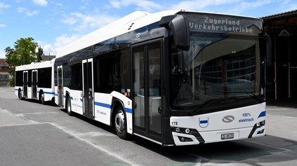 Autobusové prívesy sa vracajú. Elektrický Solaris s prívesom je vraj lepší, než jeho kĺbová verzia