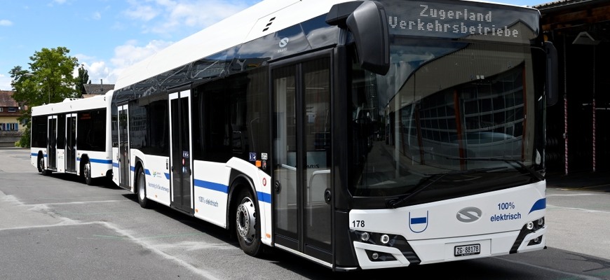 Autobusové prívesy sa vracajú. Elektrický Solaris s prívesom je vraj lepší, než jeho kĺbová verzia