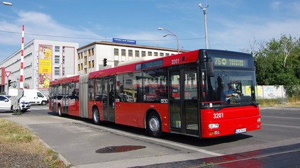 STARÝ AUTOBUS MAN ČI SOLARIS KÚPITE ZA 4 TISÍC EUR. VÝPREDAJ VOZIDIEL MHD KONČÍ UŽ O PÁR DNÍ