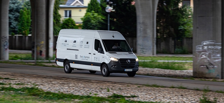 TEST Mercedes-Benz eSprinter - dlhý názov dlhej dodávky